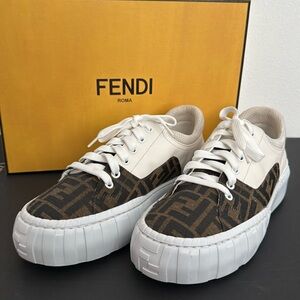 Fendi sneakers EU 39